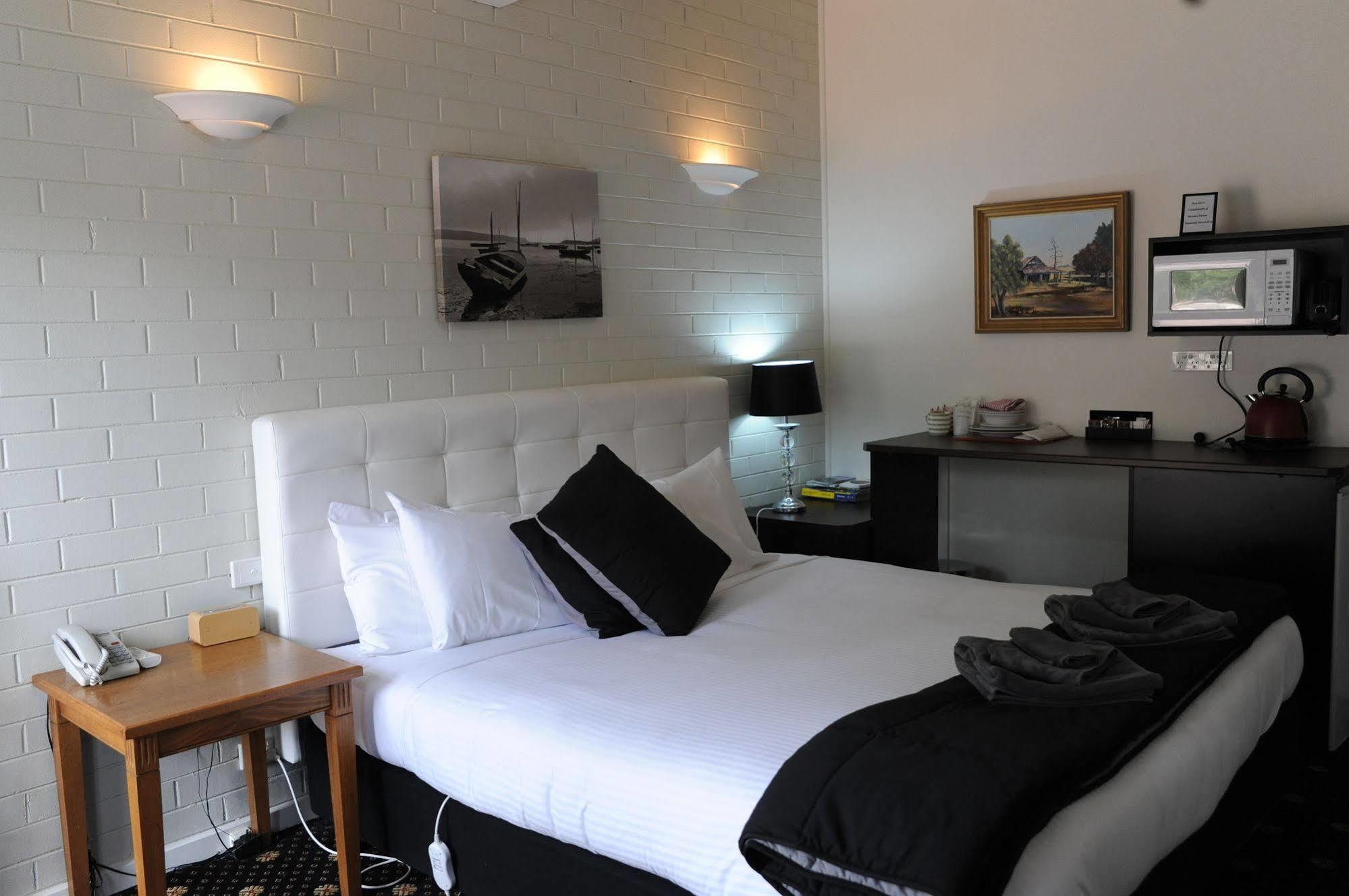 Norwood House Motel & Receptions Mornington Exterior foto